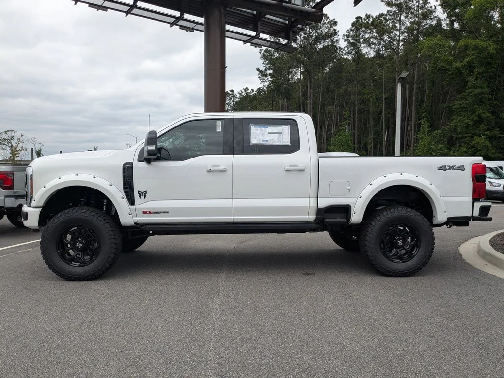 New 2026 Star White Metallic Tri-Coat Ford Lariat image 7