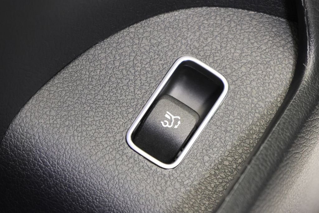 Used 2026 Polar White Mercedes-Benz GLE 350 image 36
