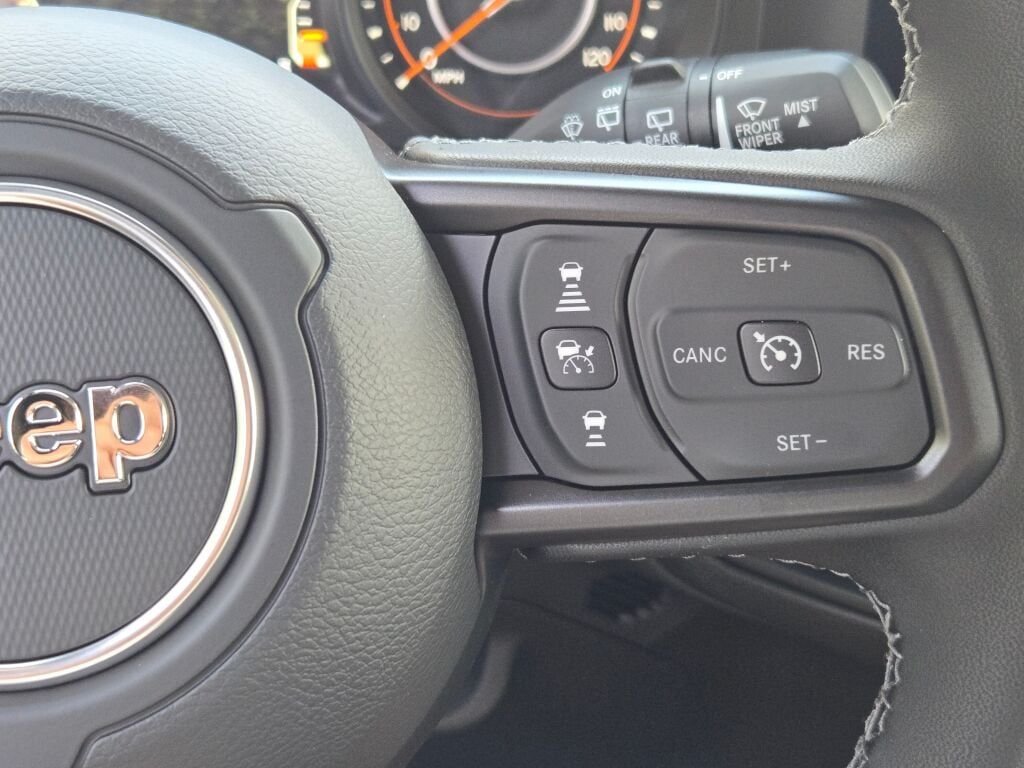 New 2026 Tuscadero Pearlcoat Jeep Sport S image 30
