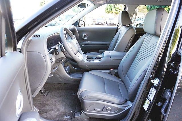 New 2026 Black Hyundai SEL FWD image 18