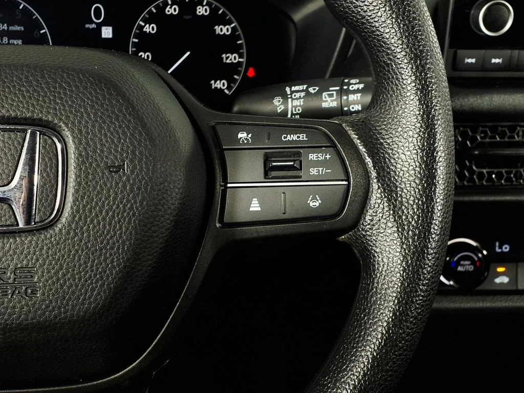 Used 2025  Honda LX image 19