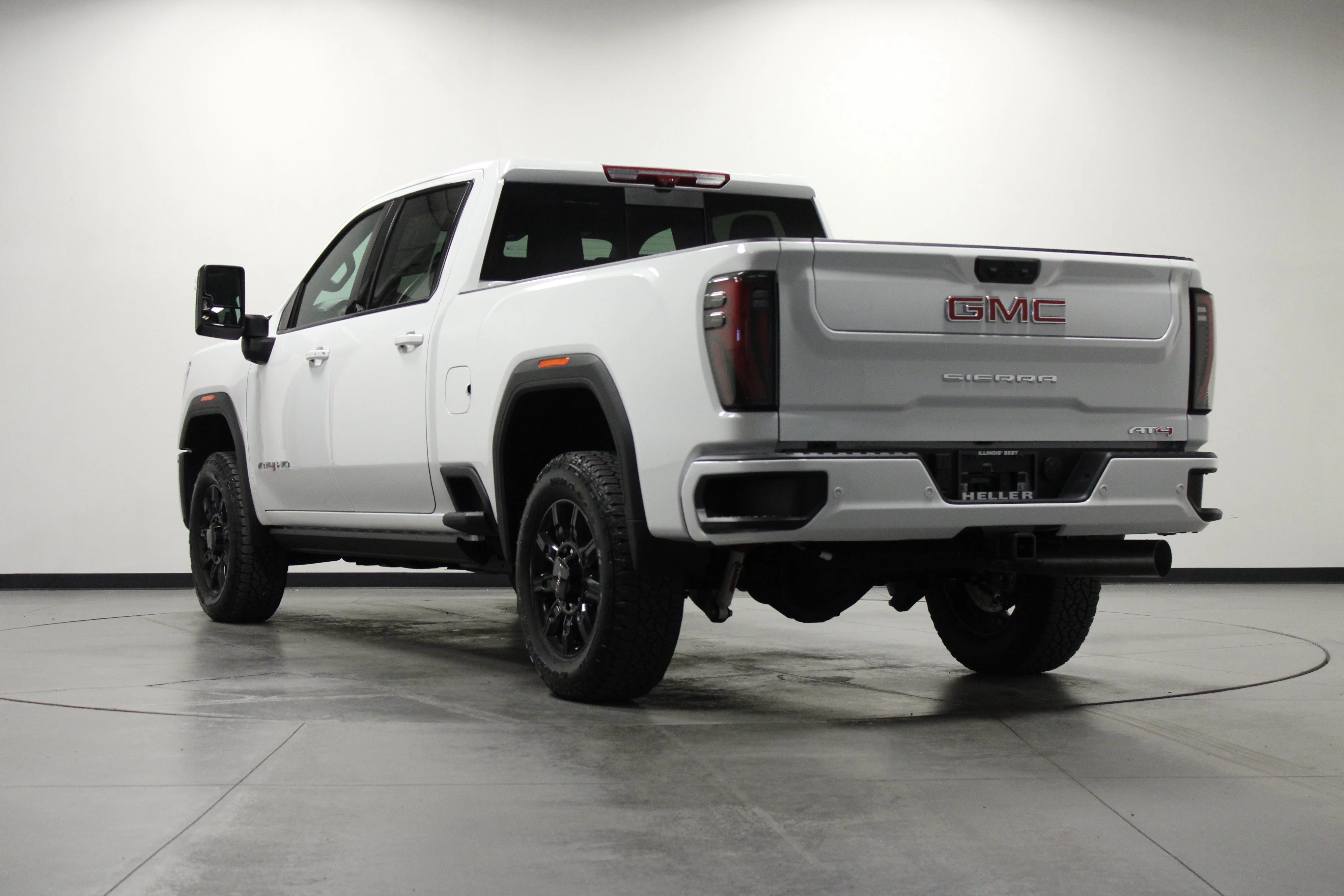 2026 GMC Sierra 2500HD AT4 - Photo 6