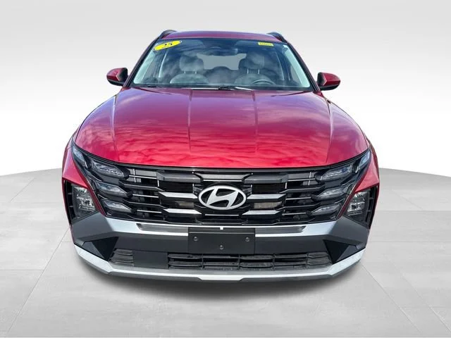 Used 2025 Red Hyundai SEL image 9