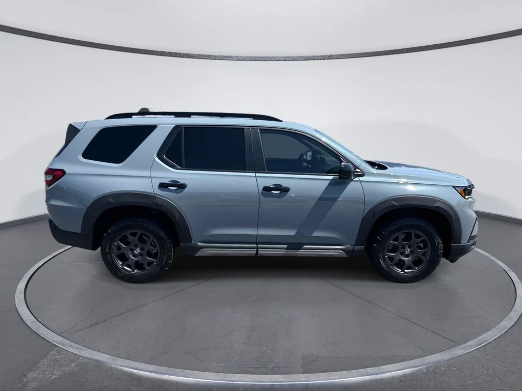 Used 2023 Gray Honda TrailSport image 8