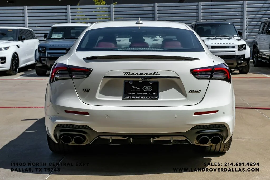 Used 2023 White Maserati Trofeo image 7