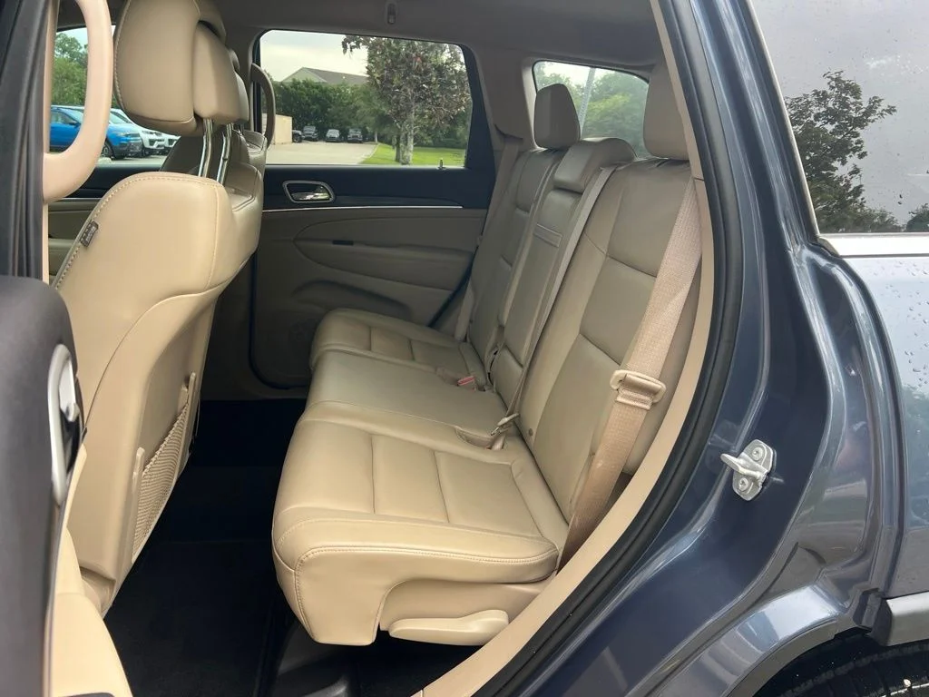 Certified Used 2019 Blue Jeep Limited image 26