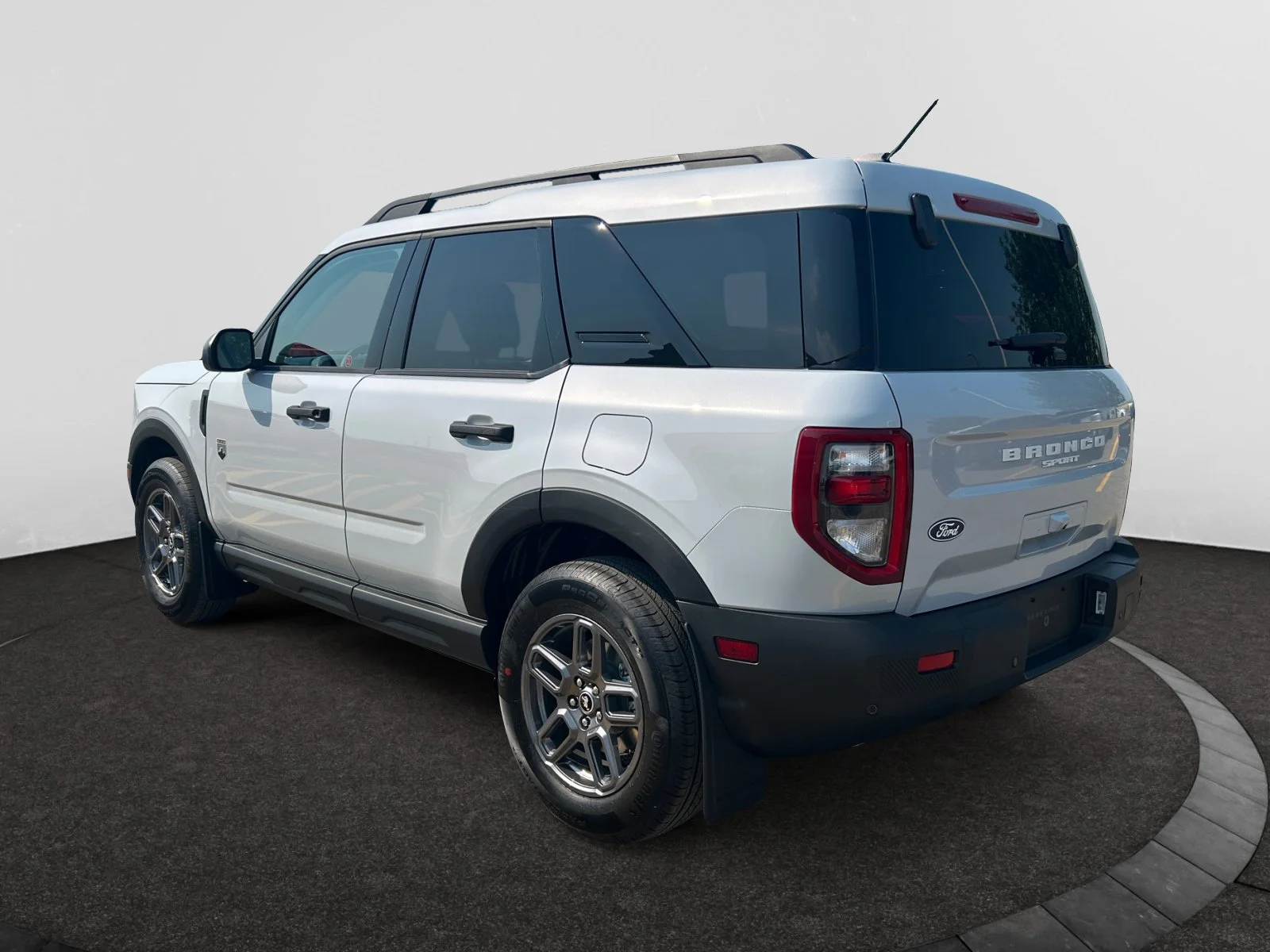 New 2026 Space White Metallic Ford Big Bend image 3