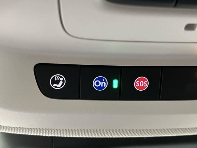 Used 2026 Ebony Twilight Metallic Buick Avenir image 28