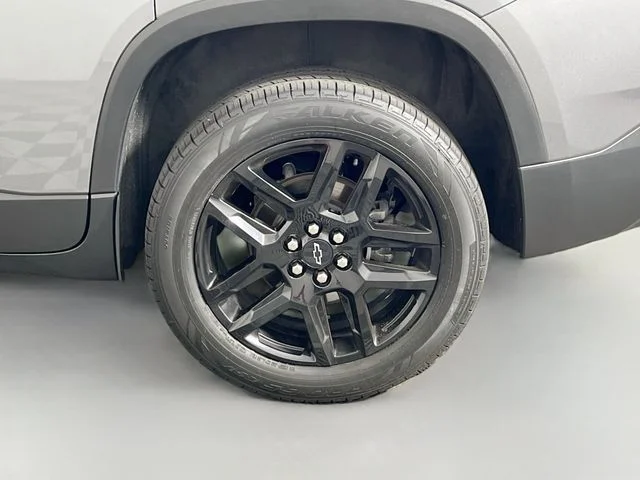 Used 2020 Gray Chevrolet LS image 34