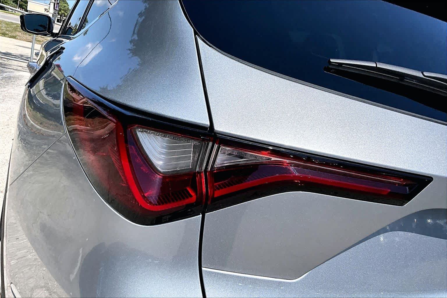 Certified Used 2025 Lunar Silver Metallic Acura SH-AWD image 29