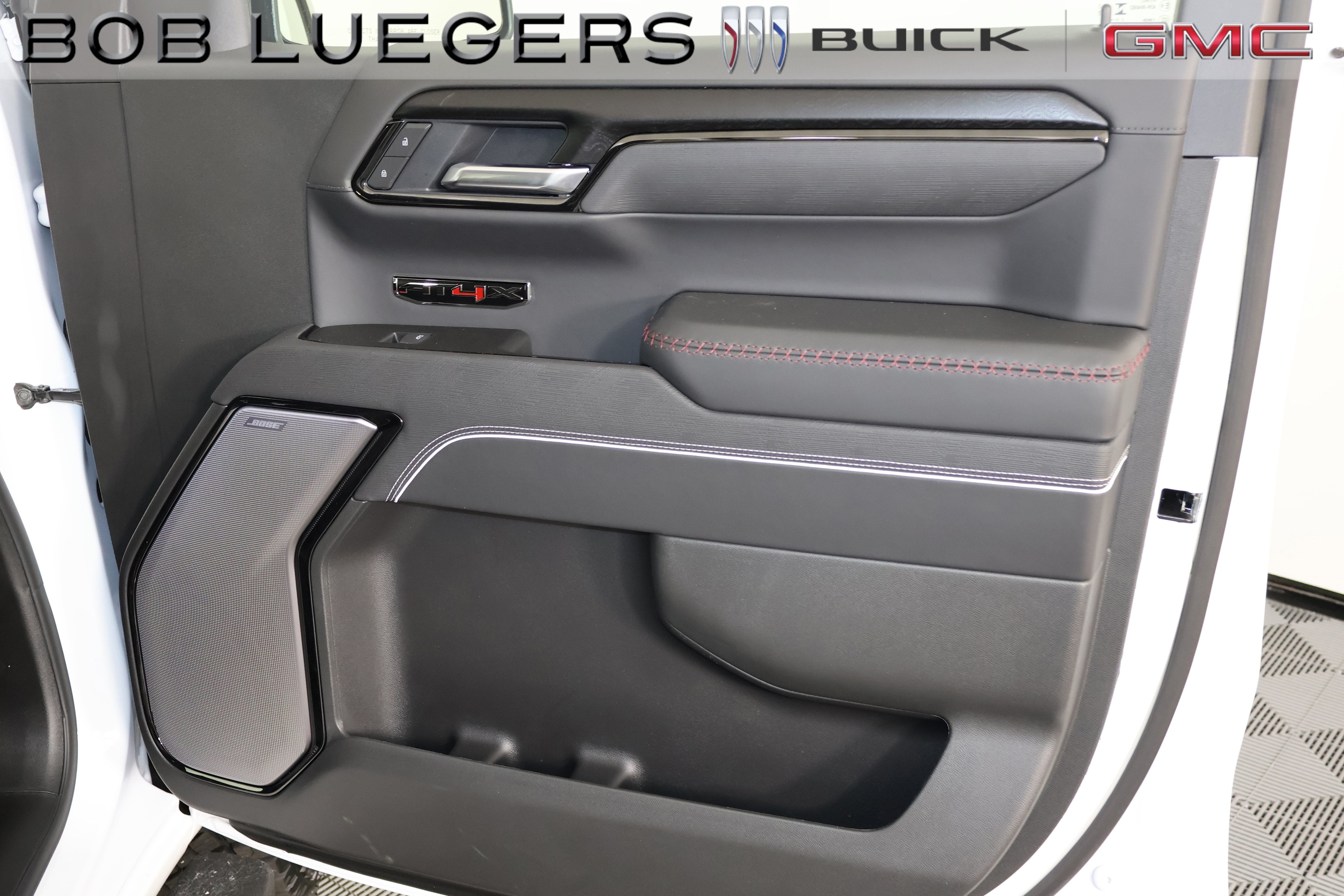 2026 GMC Sierra 1500 AT4X - Photo 25