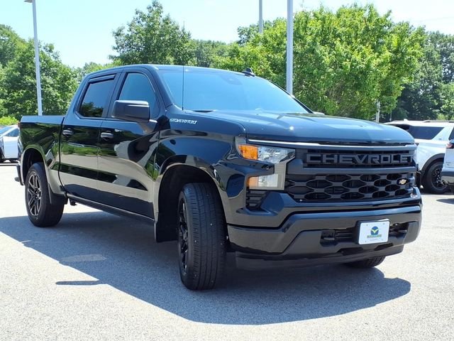 Used 2023 Black Chevrolet Custom image 6