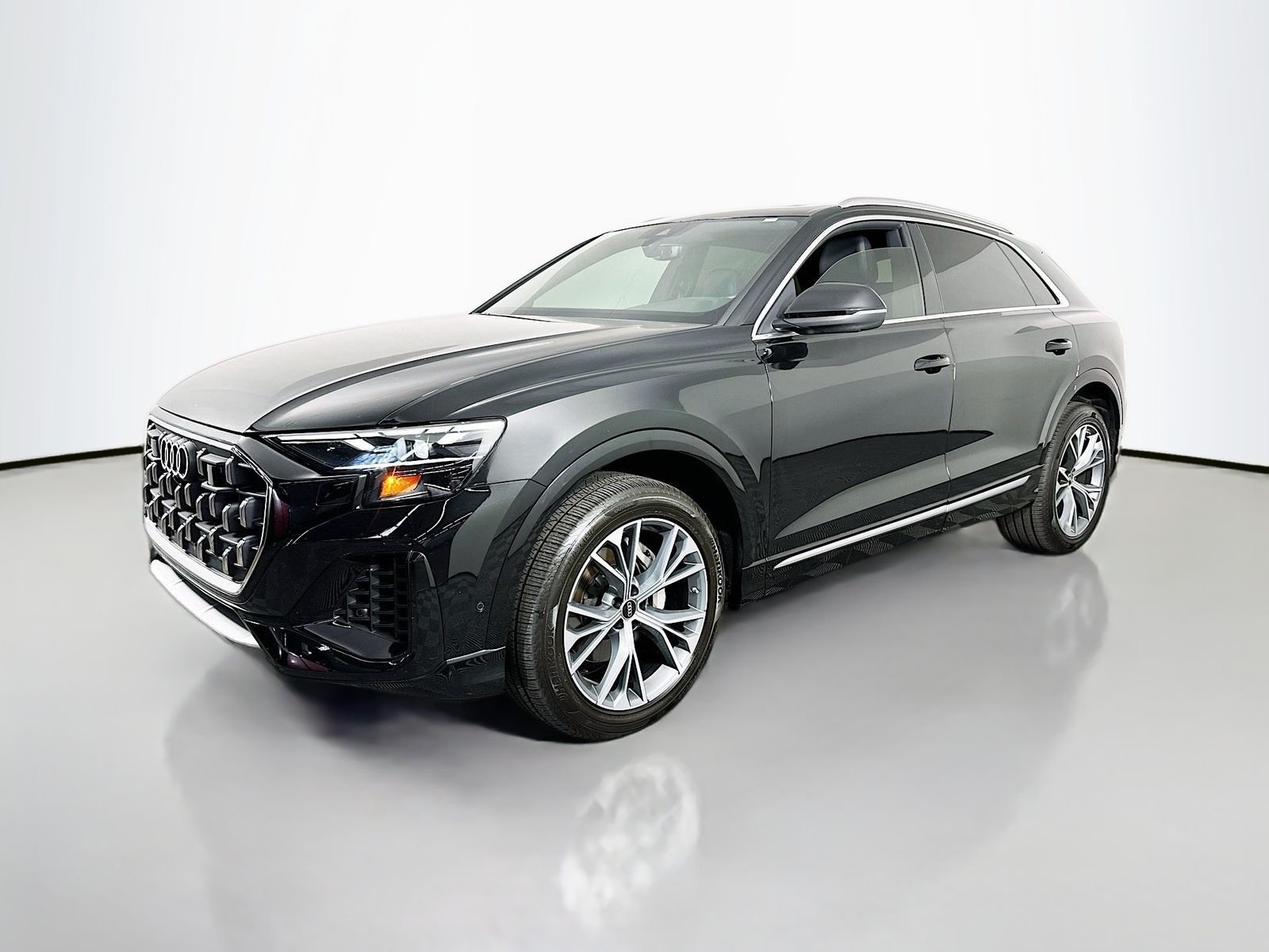 Used 2025 Mythos Black Metallic Audi 55 Premium Plus image 3