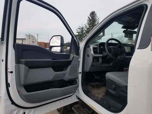 2026 Ford F-550 Super Duty Chassis Cab XL - Photo 41
