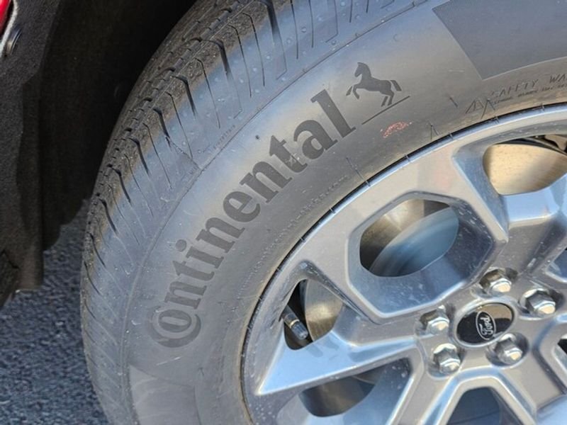 2025 Ford Maverick XLT - Photo 18