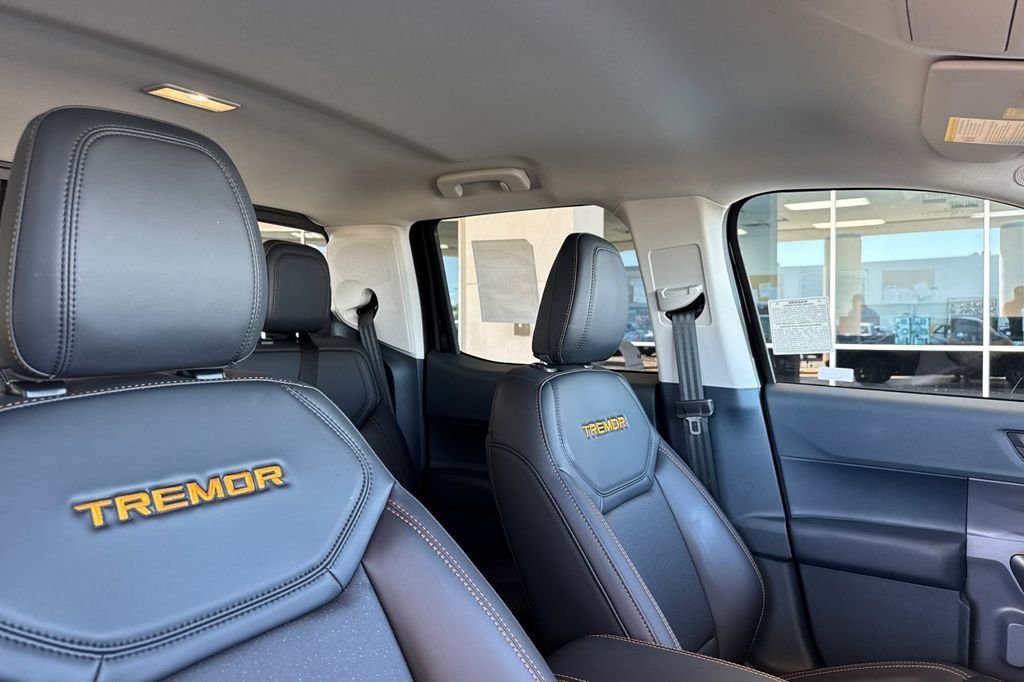 2025 Ford Maverick Tremor - Photo 13