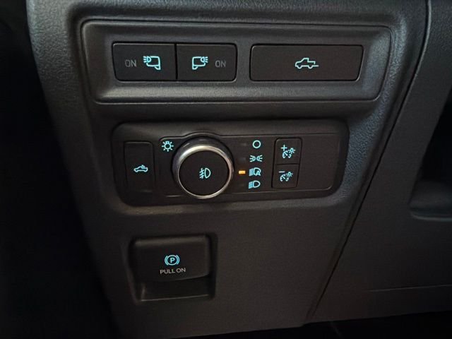 Certified Used 2022 Carbonized Gray Metallic Ford XLT image 30