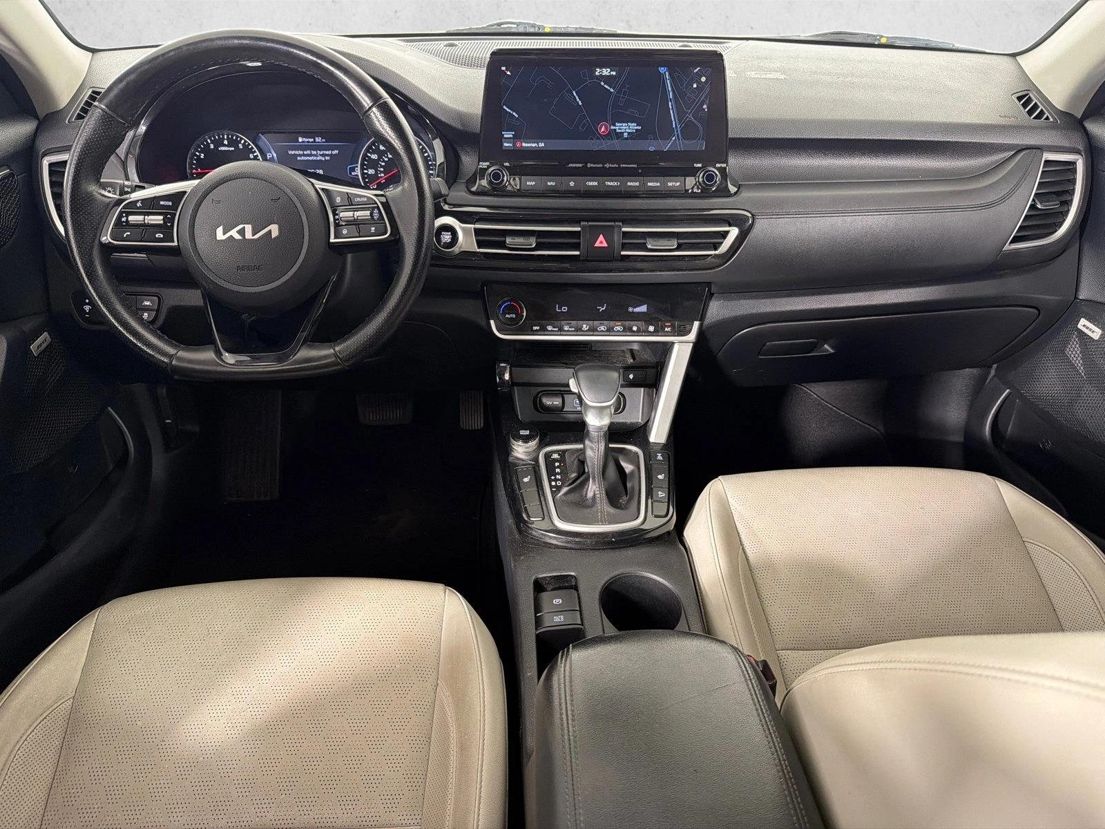 Used 2022 Dark Ocean Blue/Black Roof Kia SX image 23