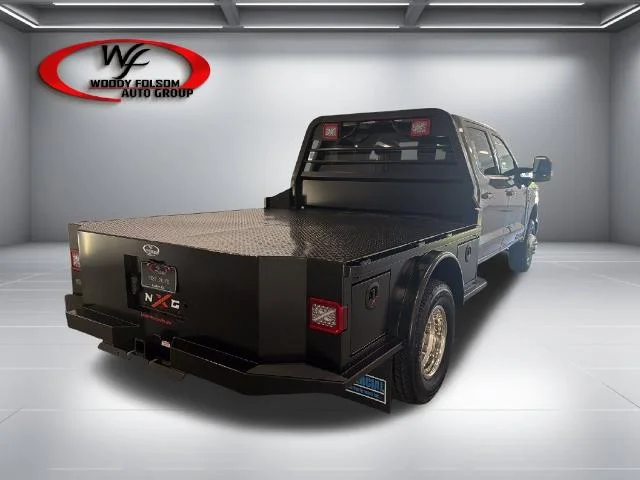 New 2027 Marsh Gray Metallic Ford F-350® XLT image 25