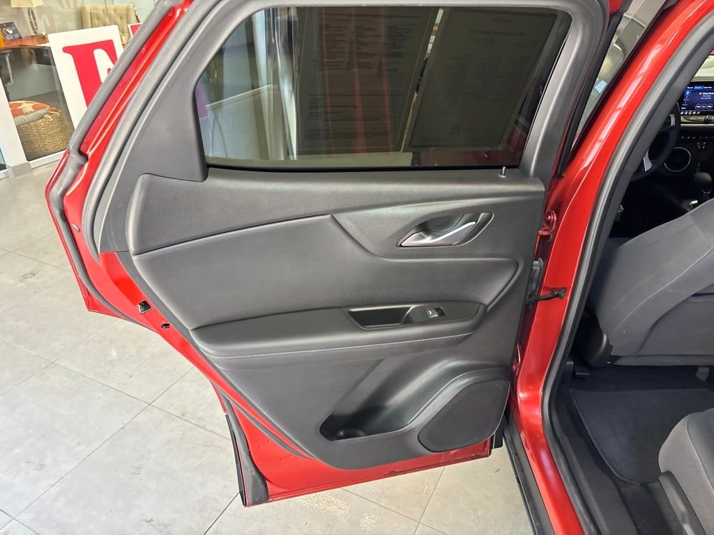 Used 2021 Red Chevrolet LT image 32