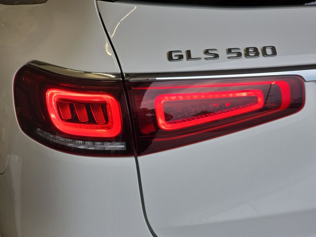 2023 Mercedes-Benz GLS GLS580 - Photo 38