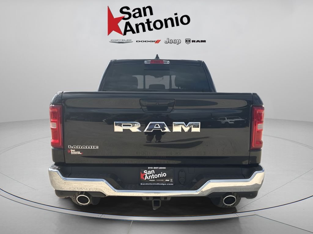 New 2026 Diamond Black Crystal Pearl-Coat Exterior Paint RAM Laramie image 7