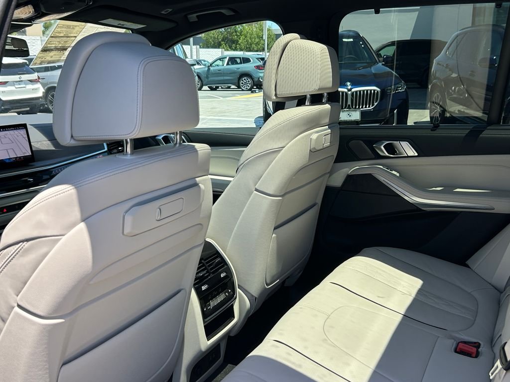 2026 BMW X5 50e - Photo 31