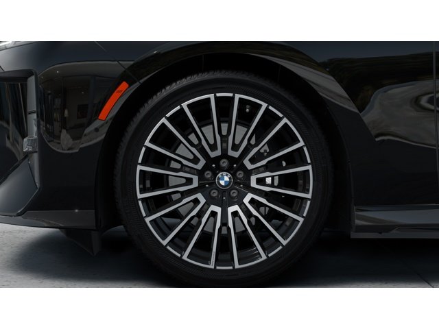 New 2027 Black Sapphire Metallic BMW i7 image 7