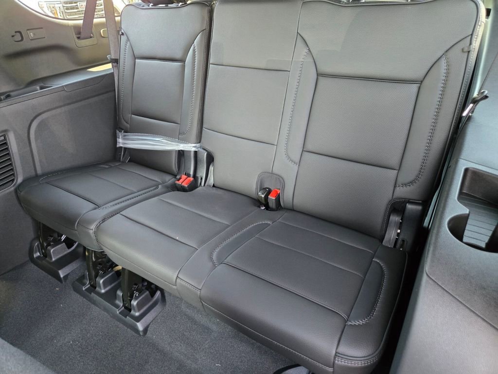 2026 GMC Yukon XL Denali - Photo 11
