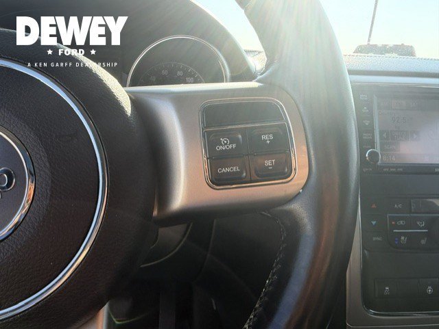 Used 2011 Mineral Gray Clearcoat Metallic Jeep Overland image 14