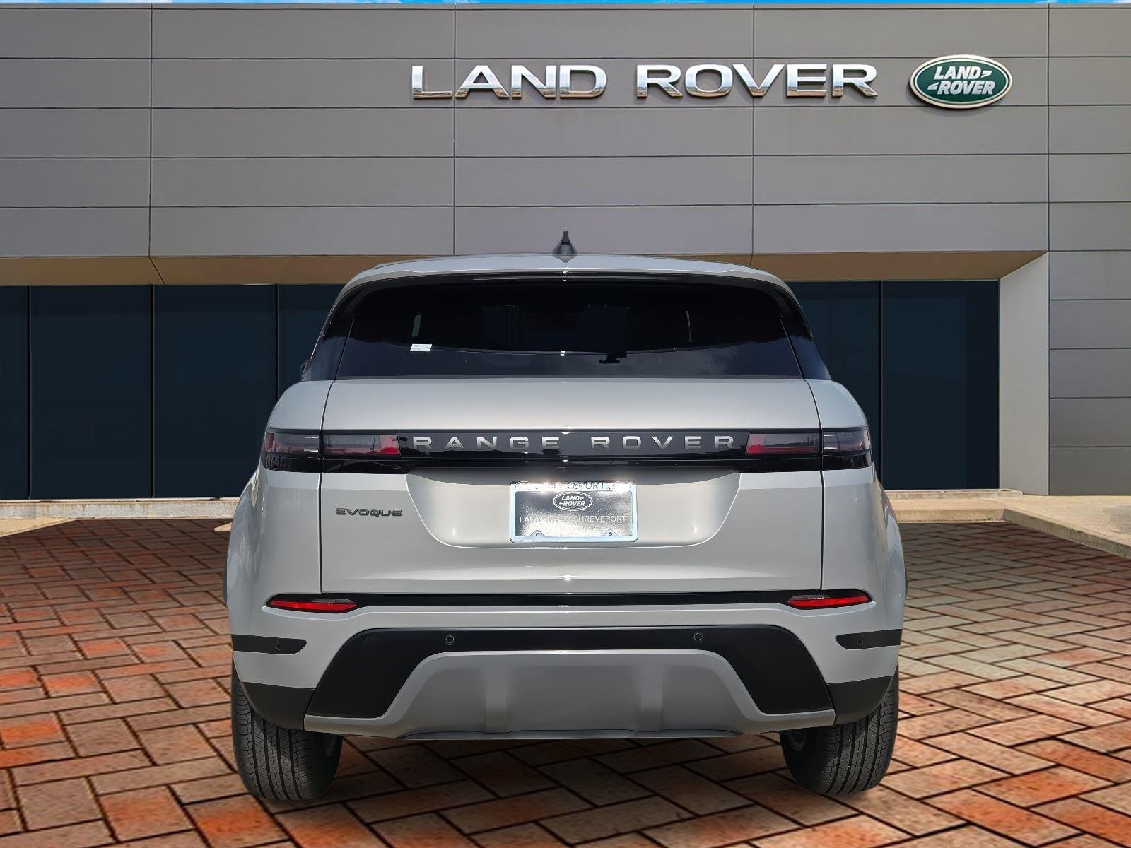 New 2026 Seoul Pearl Silver Land Rover Core S image 5