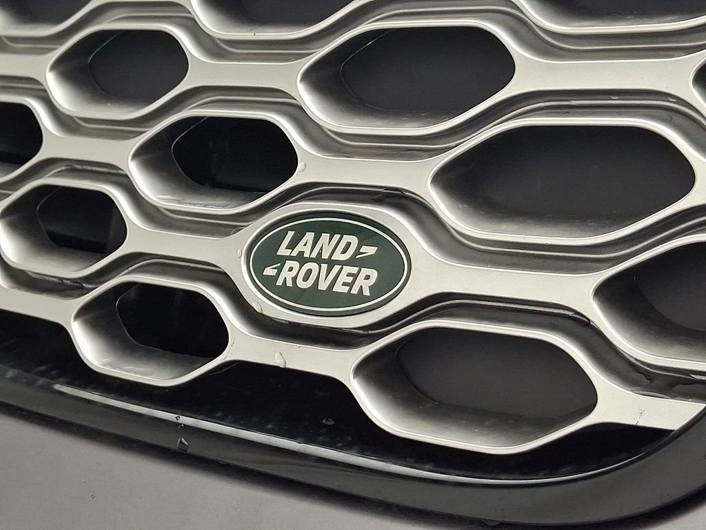 New 2026 Eiger Grey Land Rover S image 22