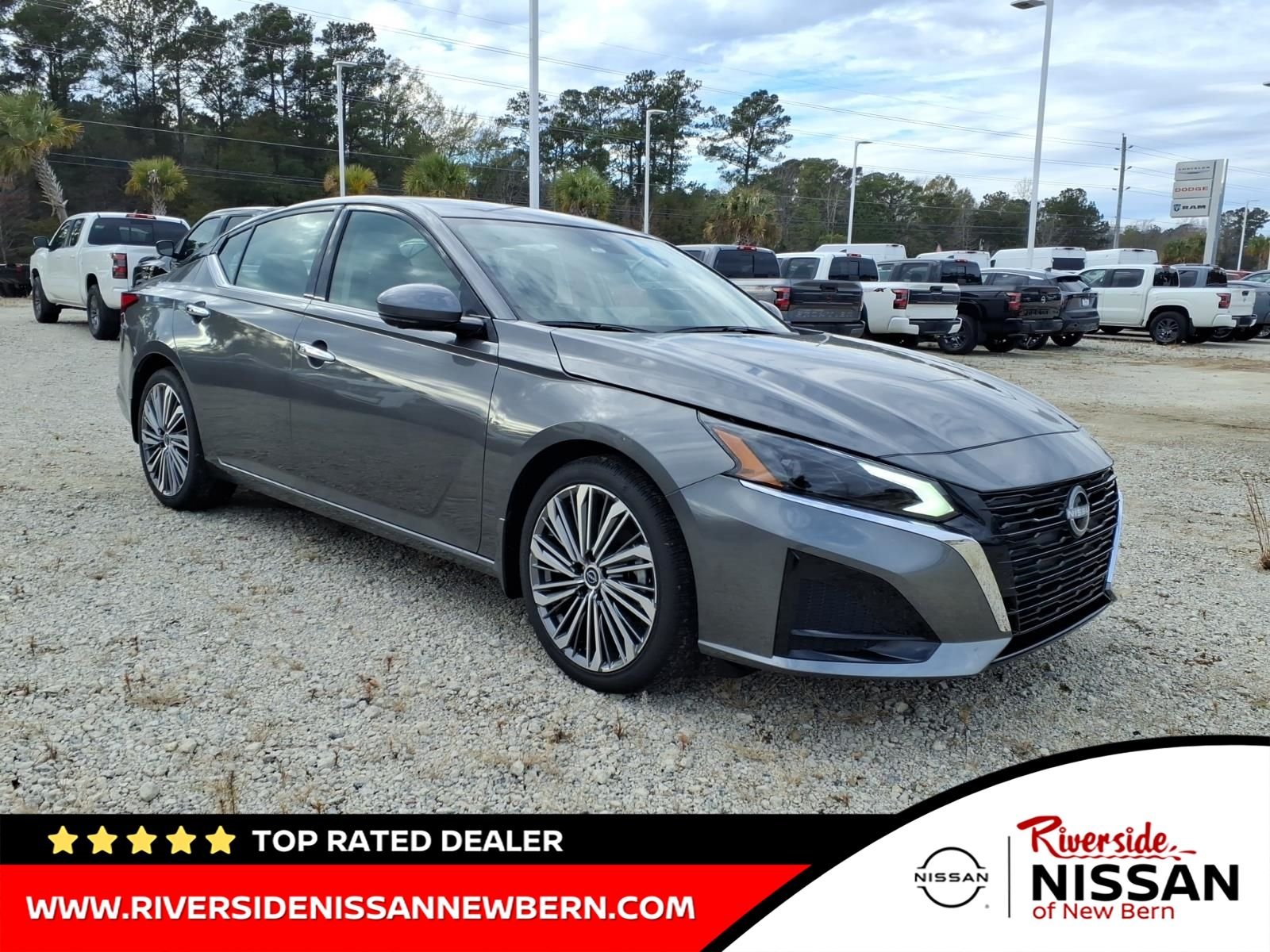 2025 Nissan Altima SL