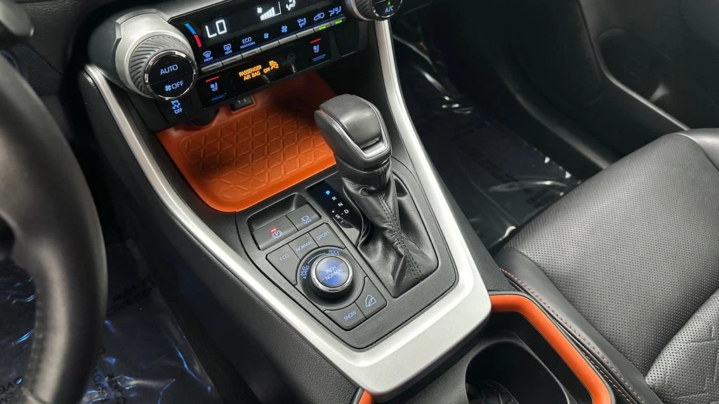 Certified Used 2019 Blue Toyota Adventure image 15