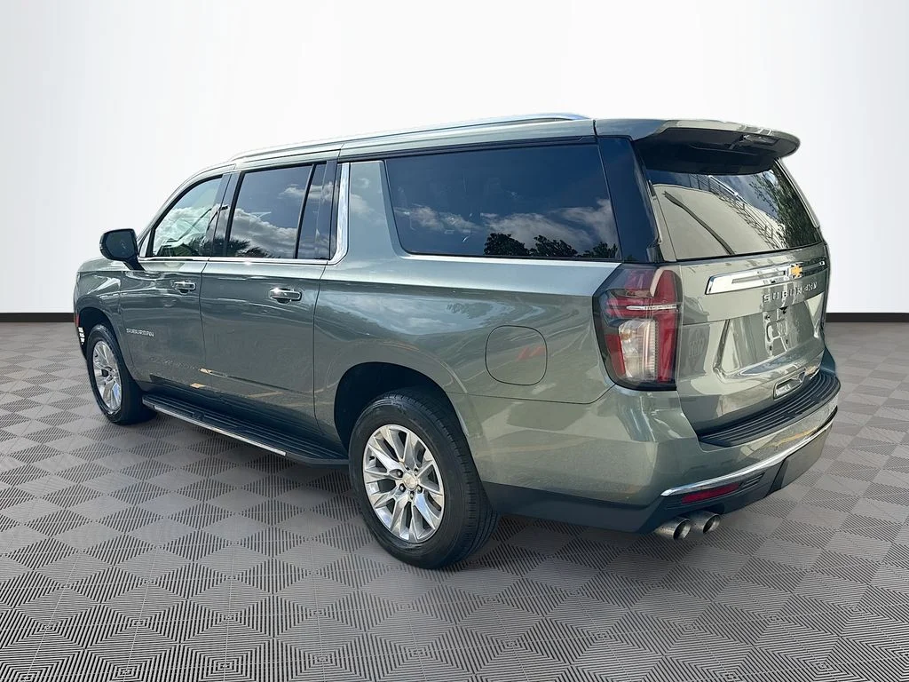 Used 2024 Green Chevrolet Premier image 6
