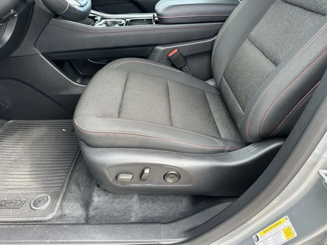 Used 2024 Gray Chevrolet Z71 image 22