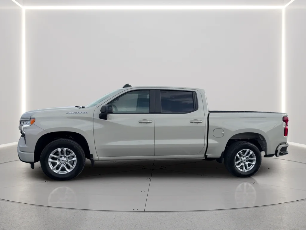 Used 2026 White Chevrolet RST image 8