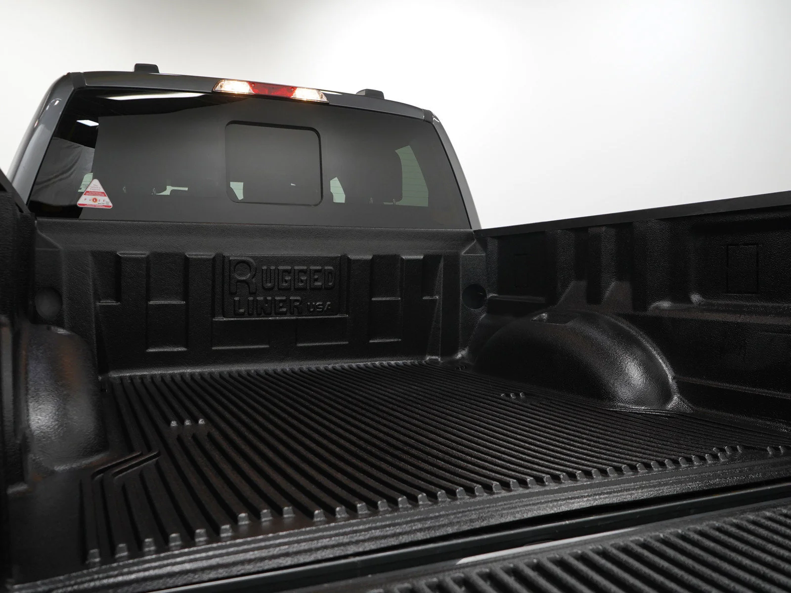 Used 2025 Carbonized Gray Metallic Ford Tremor image 10