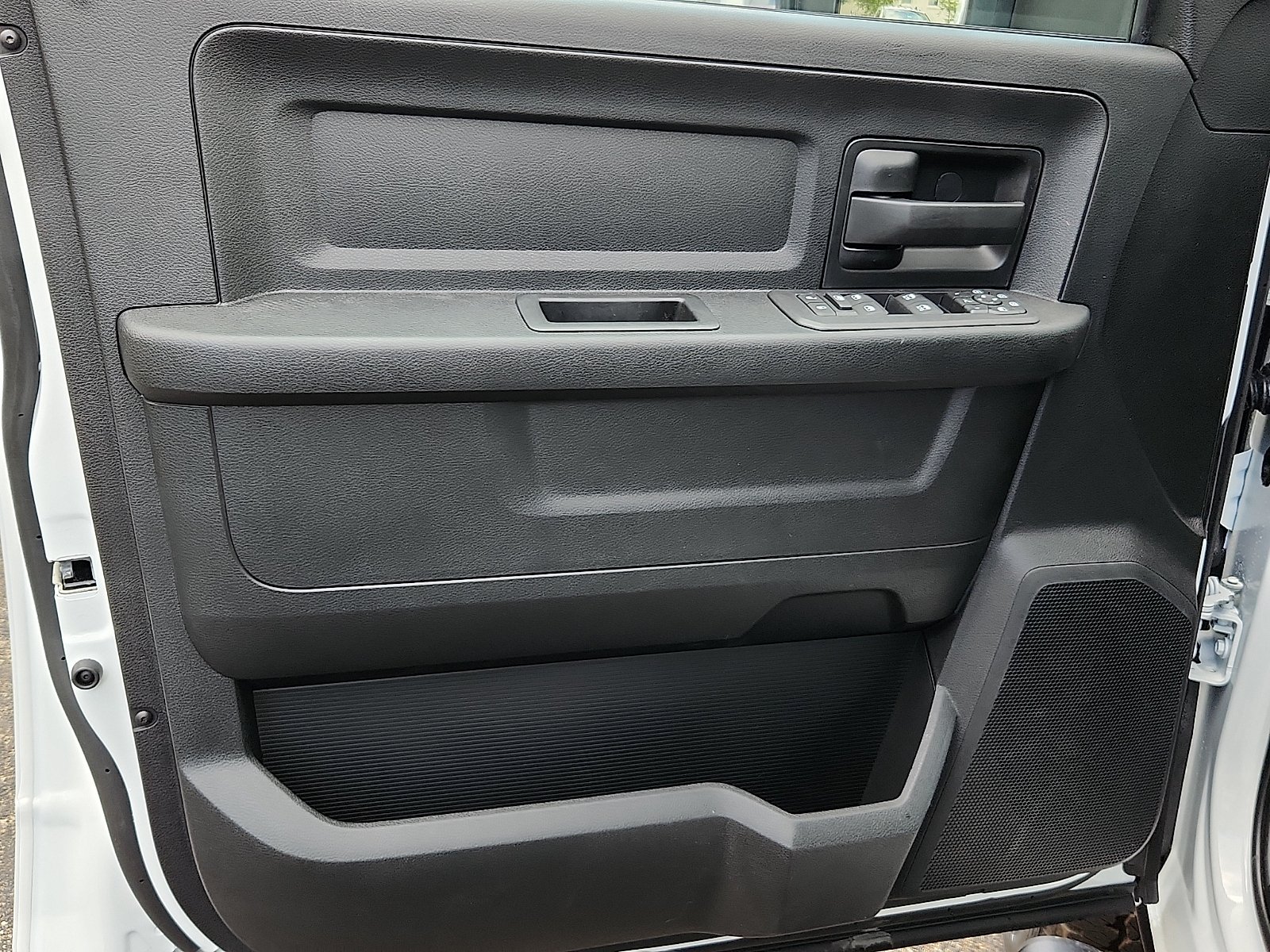New 2026 Bright White Clear-Coat Exterior Paint RAM Black Express Crew Cab 4x4 8" Box image 10