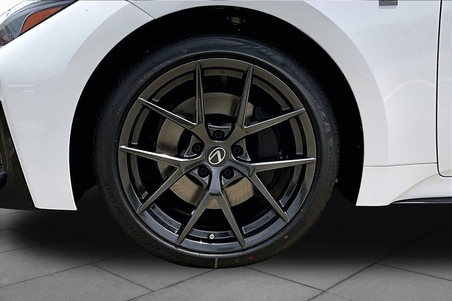 New 2026 Ultra White Lexus F SPORT DESIGN image 11