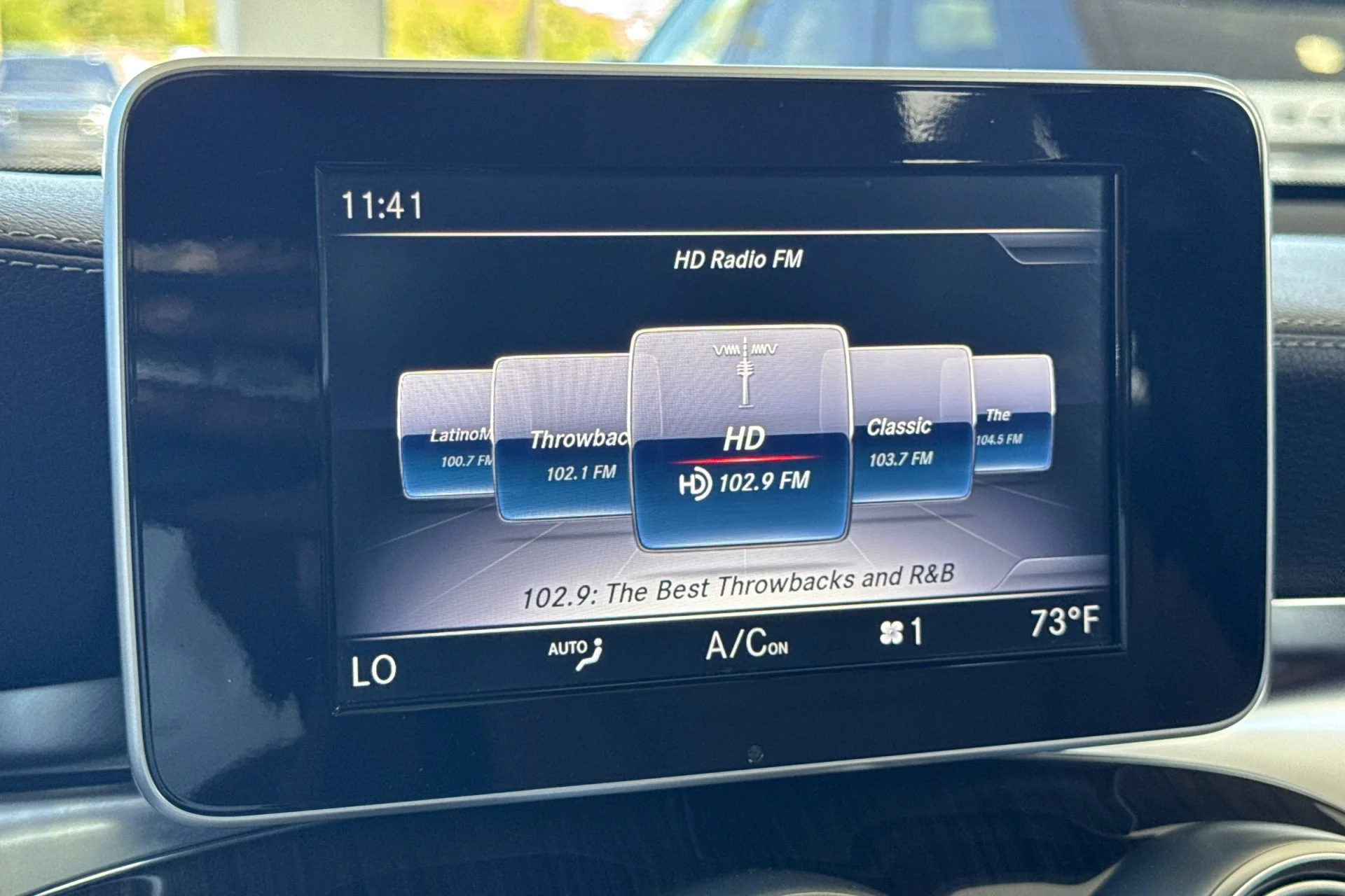 Used 2019 White Mercedes-Benz GLC 350e image 20