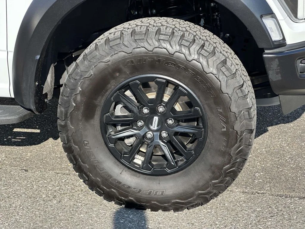 Used 2024 Oxford White Ford Raptor image 9