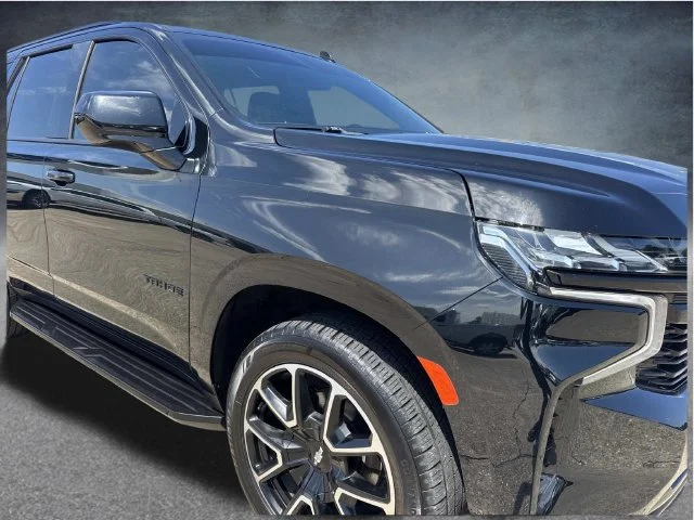 Used 2023 Black Chevrolet RST image 3