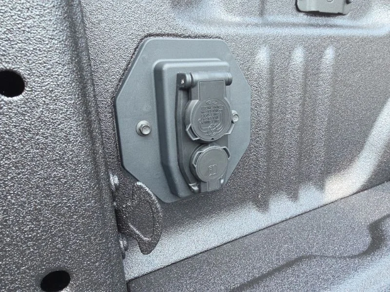 New 2026 Carbonized Gray Metallic Ford F-250® XLT image 11