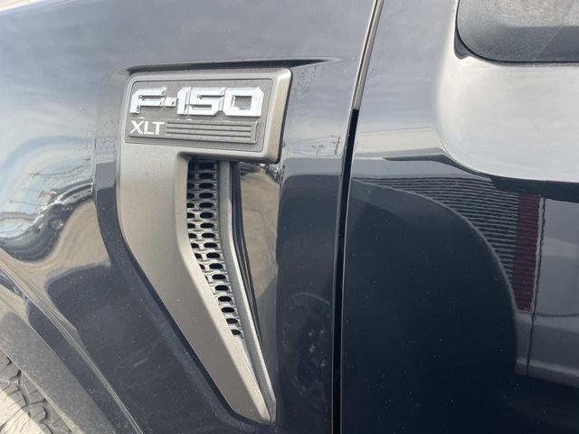 Used 2023 Agate Black Metallic Ford XLT image 12