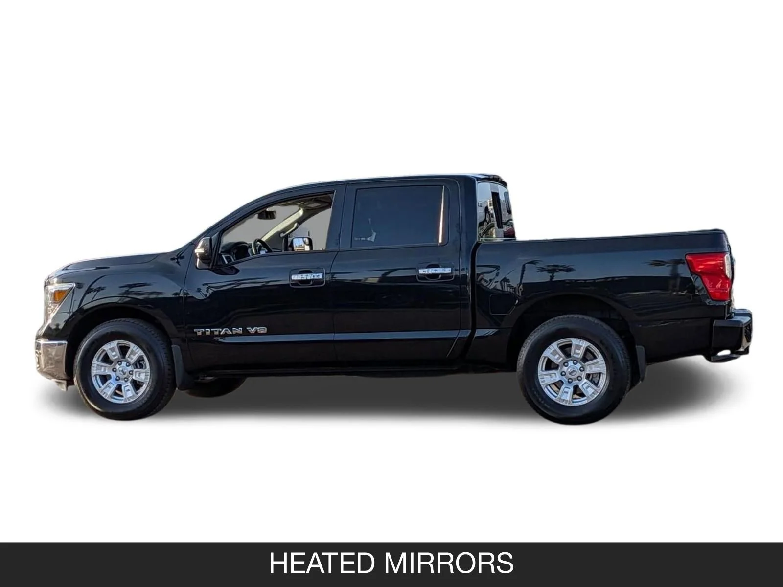 2019 Nissan Titan SV - Photo 5