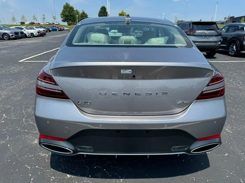 Used 2026 Savile Silver Genesis 2.5T Prestige image 4