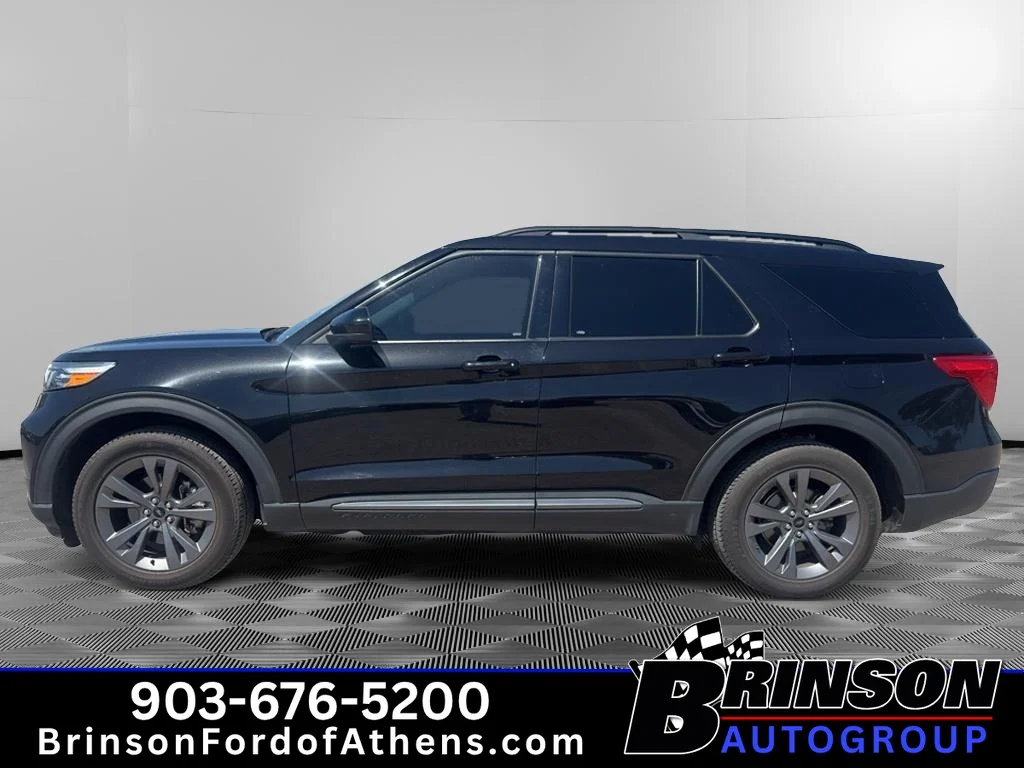 Used 2023 Agate Black Metallic Ford XLT image 8