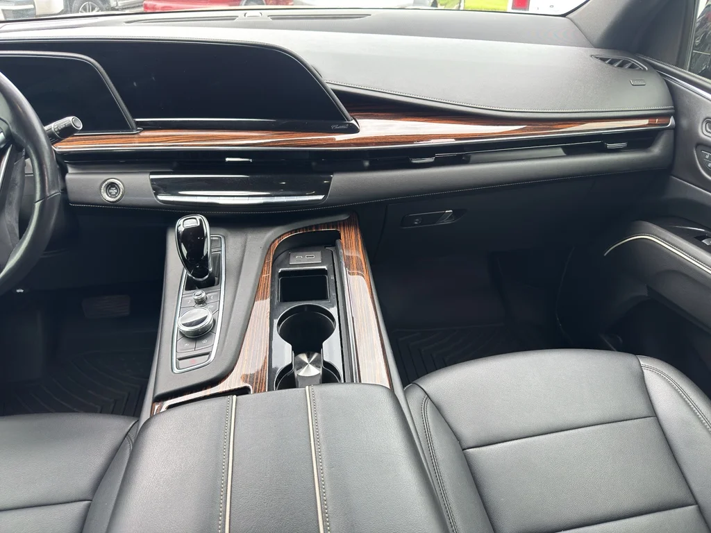 Used 2021 Black Raven Cadillac Luxury image 20