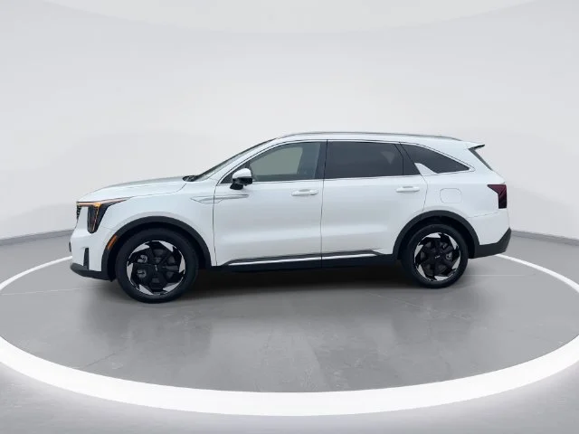 Used 2025 White Kia SX Prestige image 4